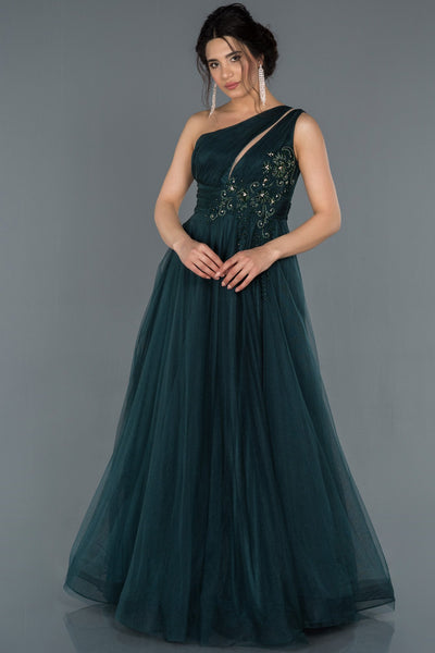 17009 emerald green one shoulder embroidered princess dress
