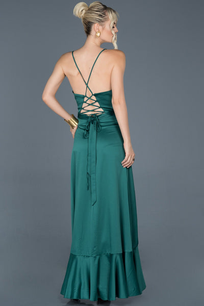 16032 emerald green ruffle slit satin dress